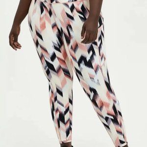 Torrid Active Full Length Leggings Arrow Print Geometric Pink Plus Size 3X NWOT